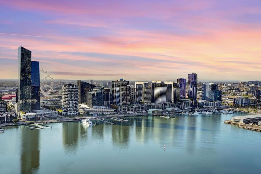 Wake Up In Front Of Water Bay Beckons- 2B2B1C Apartment Melbourne Luaran gambar
